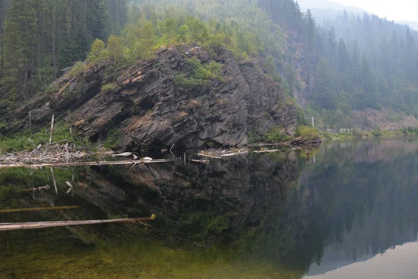 Une Vue Paysage Des Feux Forêt Dévastant Les Forêts Lac — Photo