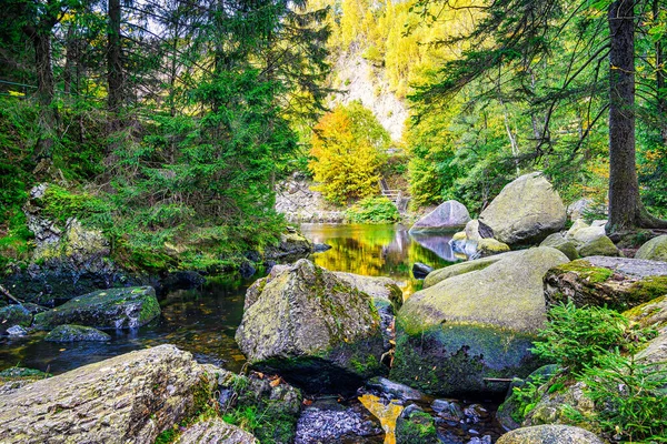 Scenic View Large Stones Oker River Bed Engagement Island Harz — Foto Stock
