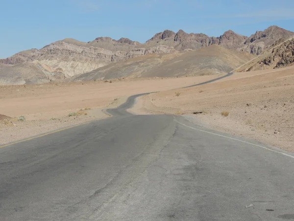 Снимок Пыльной Скалистой Горы Похожей Долину Смерти Сша — стоковое фото
