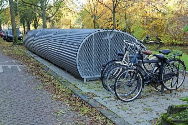 Random Bicycles Theft Mini Garage Rotterdam Holandia — Zdjęcie stockowe