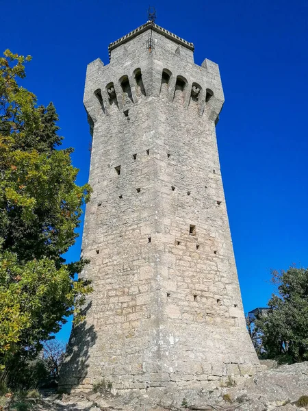 Der Flache Blick Auf Den Mittelalterlichen Turm Von San Marino — Stockfoto