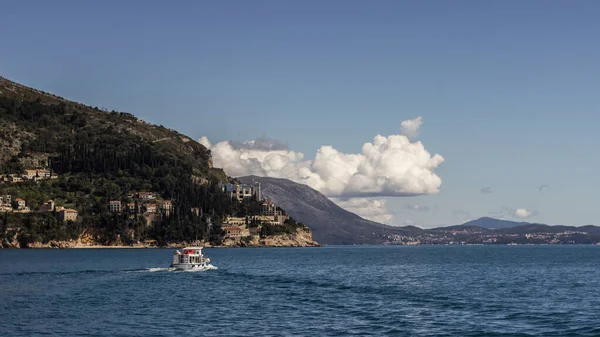 Adriyatik Deniz Kıyısındaki Manzaralı Tepeler Dubrovnik Hırvatistan — Stok fotoğraf