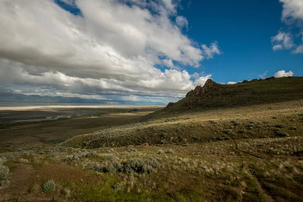 在乌云密布的天空下 美国犹他州安特洛普岛州立公园令人惊叹的风景 — 图库照片