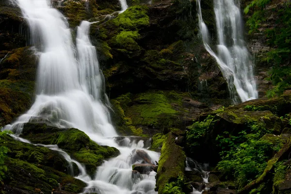 田纳西州大烟山国家公园 一幅美丽的明戈瀑布照片 — 图库照片
