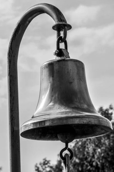 Grayscale Old Bell Park — Stock Photo, Image