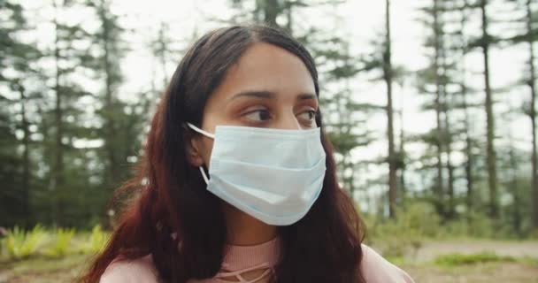 Footage Beautiful Young Woman Protective Mask Closeup Footage — Vídeos de Stock