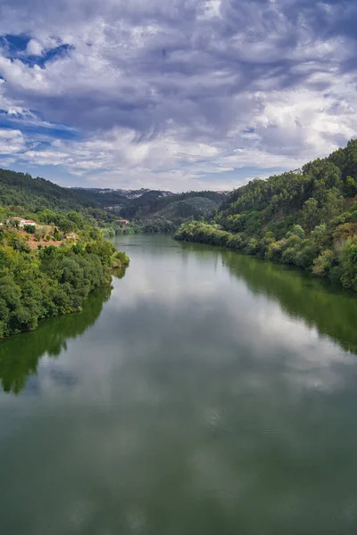 Vertical Shot Douro River Beautiful Summer Landscape — Stockfoto