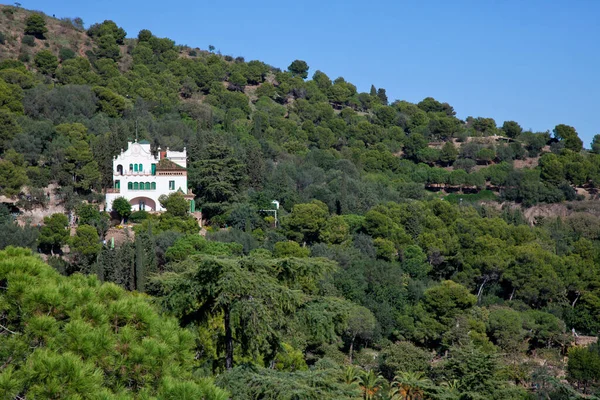 มมองท สวยงามของ Park Guell Gaudi บาร เซโลนา สเปน — ภาพถ่ายสต็อก