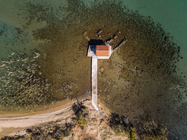 Aerial Topdown View Building Middle Sea Path — Stock Fotó