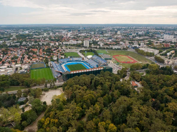 Drone Shot Beautiful City Red Roof Buildings Green Stadium Zagreb —  Fotos de Stock
