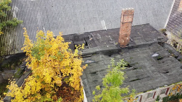 Eine Luftaufnahme Von Steindächern Auf Einem Haus Der Nähe Von — Stockfoto