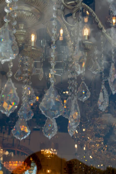 Closeup Shot Luxurious Crystal Chandelier Hanging Restaurant — Stock Photo, Image