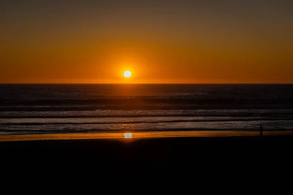 Beautiful Sunset View Opens Seashore Calm Summer Day — Stock Photo, Image