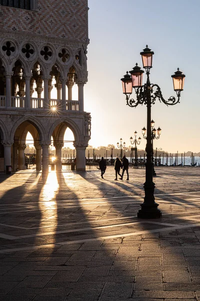 Vertical Shot Beautiful Sunrise San Marco Square Venice Italy — Stock fotografie