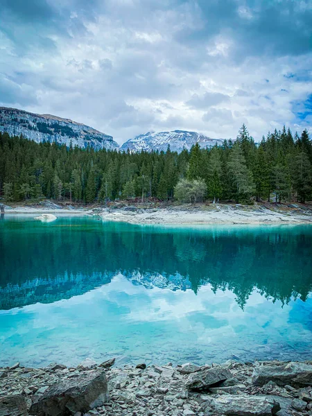 Turquoise Colored Lake Cauma Flims Switzerland — ストック写真