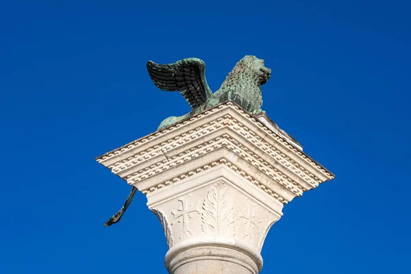 Κοντινό Πλάνο Του Αγάλματος Λιονταριού Στην Πλατεία San Marco Βενετία — Φωτογραφία Αρχείου