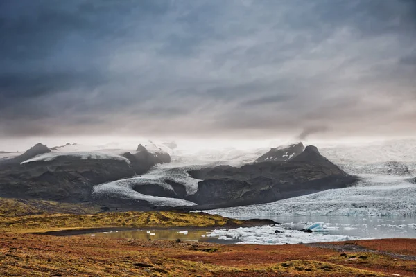 Prachtig Uitzicht Smeltende Gletsjers Aan Kust Van Ijsland — Stockfoto