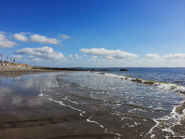 爱尔兰戈尔韦的黑岩海滩美景 — 图库照片