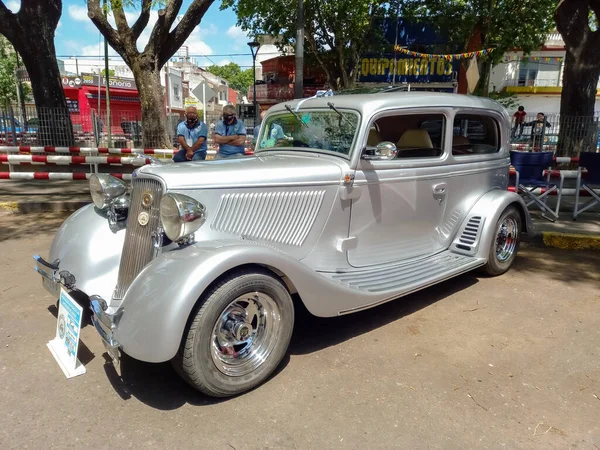 Buenos Aires Argentina Nov 2021 Vintage Silver Ford Sedan Tudor — 스톡 사진