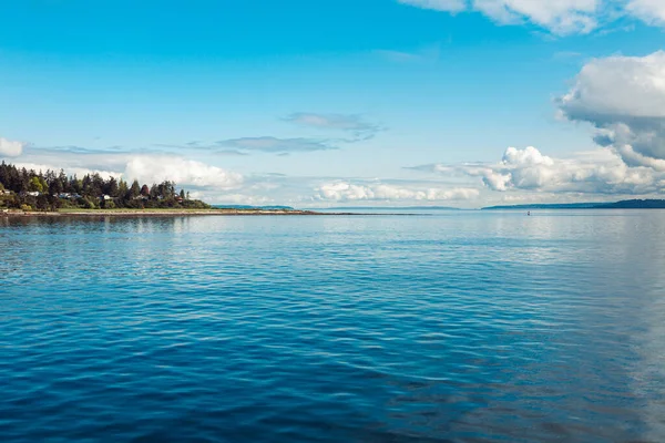 Fascinerande Utsikt Över Havet Den Blå Himlen Delstaten Washington — Stockfoto