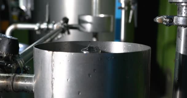 Imágenes Primer Plano Los Detalles Fábrica Producción Vino — Vídeos de Stock