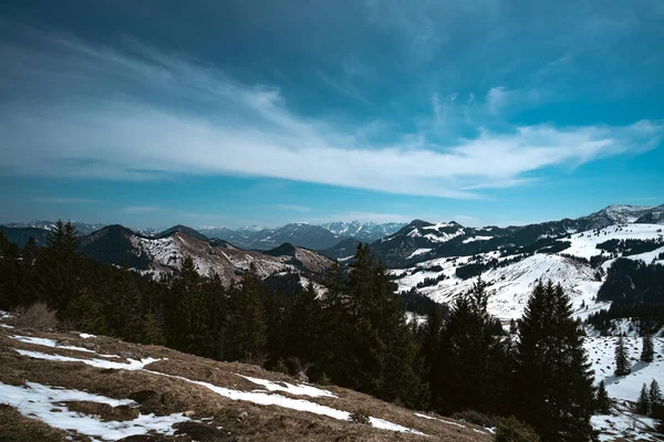 Uma Bela Vista Montanha Coberta Neve Cênica — Fotografia de Stock
