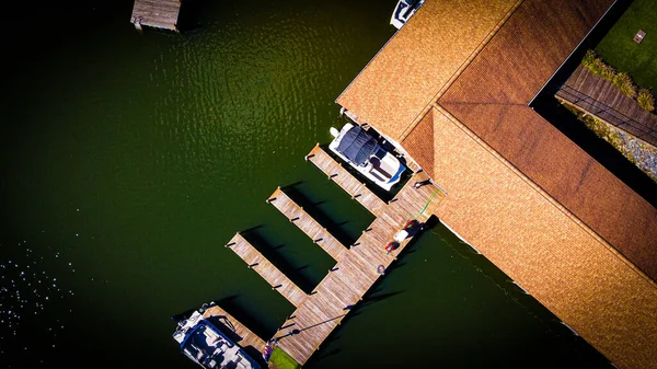 Een Antenne Opname Van Een Boot Steiger — Stockfoto