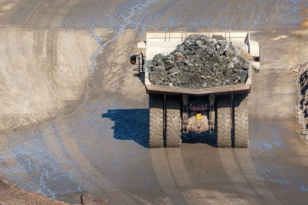 Estrazione Minerale Macchina Bulldozer Trasporto Minerali Rame Minerale Ferro Spagna — Foto Stock