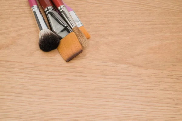 Conjunto Pincéis Uma Mesa Madeira Com Espaço Cópia — Fotografia de Stock