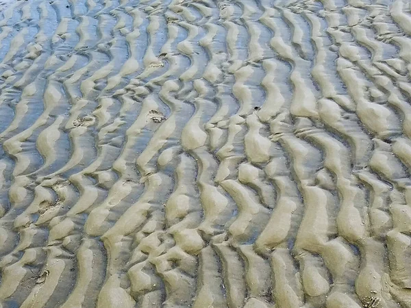 Μια Όμορφη Βολή Από Κυματικές Γραμμές Μια Άμμο — Φωτογραφία Αρχείου