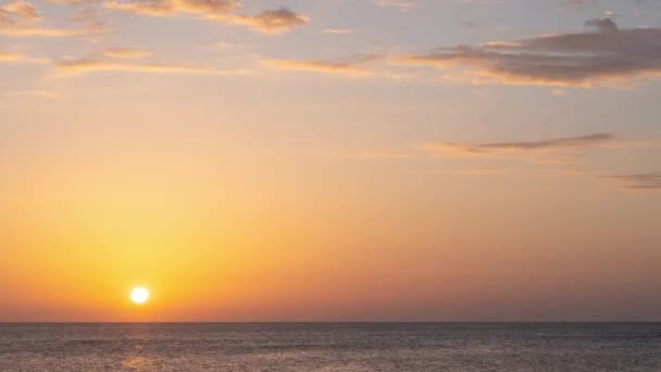 Hermoso Atardecer Sobre Mar — Vídeos de Stock