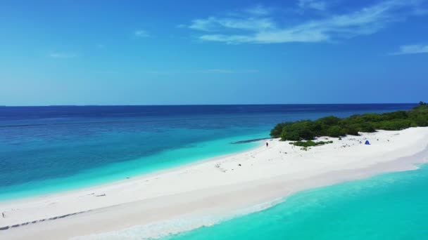 Ein Schöner Blick Auf Strand Und Meer — Stockvideo