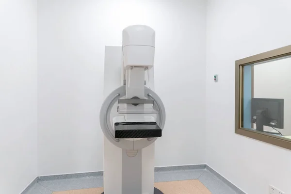 Красивый Снимок Рентгеновского Компьютерного Томографа Современной Больнице — стоковое фото