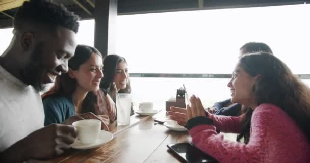 Footage Friends Having Good Time Together Cafe Talking Each Other — Stok video