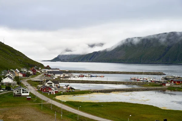 Skarsvag Noruega Agosto 2020 Uma Pequena Aldeia Piscatória Topo Noruega — Fotografia de Stock