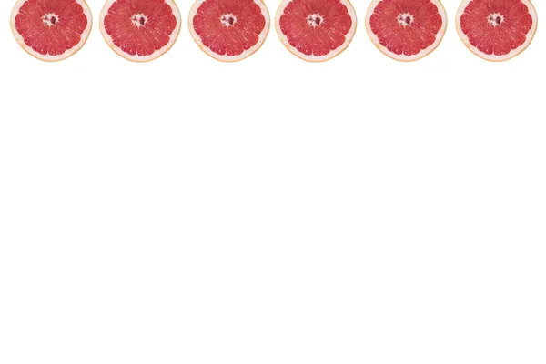 Čerstvé Grapefruitové Plátky Izolované Bílém Pozadí Kopírovacím Prostorem — Stock fotografie