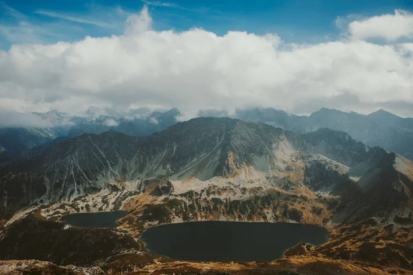 Lago Negro Abaixo Monte Rysy Nas Montanhas Tatra — Fotografia de Stock