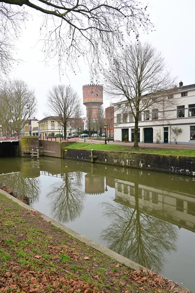 Sisli Bir Günde Eski Utrecht Kasabasında Akan Bir Nehir — Stok fotoğraf