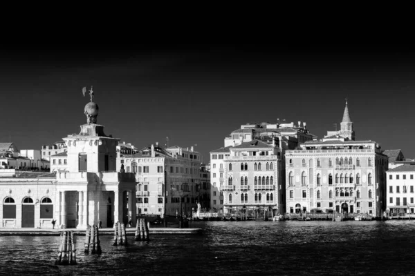 Rivisitazione Artistica Bianco Nero Paesaggio Classico Venezia Punta Della Dogana — Foto Stock