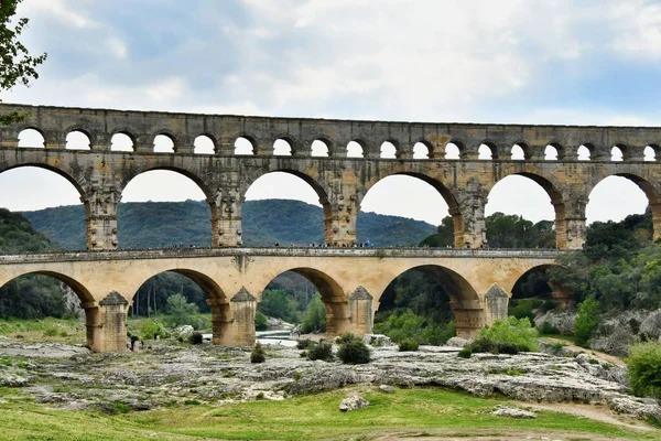 Historyczny Most Łukowy Pont Gard Vers Pont Gard Francji Ponury — Zdjęcie stockowe