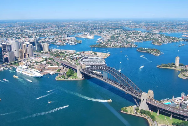 Aerial View Sydney Harbour Bridge Surrounded Water — 图库照片