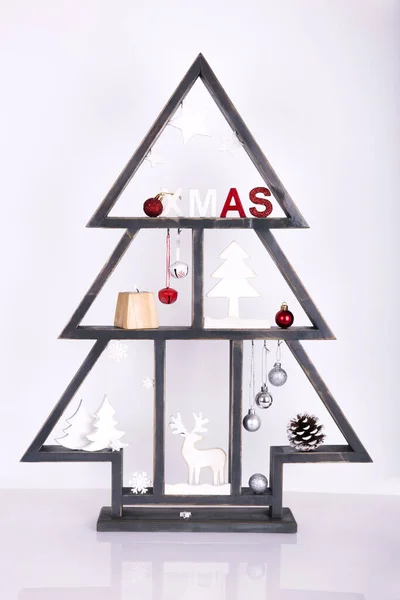 Una Decoración Casera Del Árbol Navidad Aislada Sobre Fondo Blanco —  Fotos de Stock