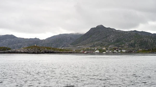 Small Fishing Village North Norway Mountain Background — Stockfoto