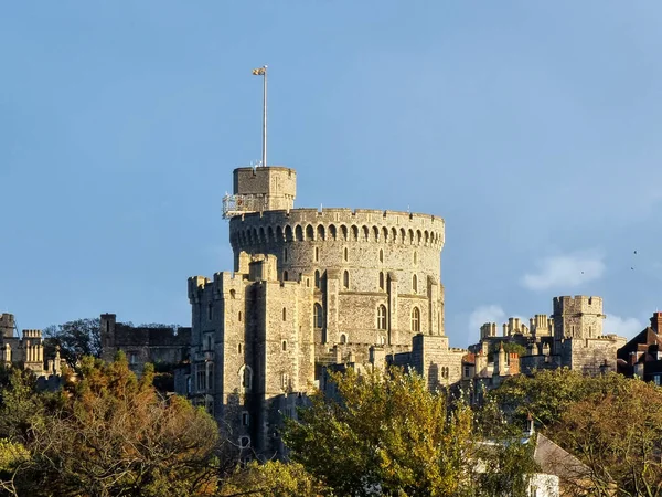 Συννεφιασμένος Ουρανός Πάνω Από Κάστρο Windsor Μια Ηλιόλουστη Μέρα — Φωτογραφία Αρχείου