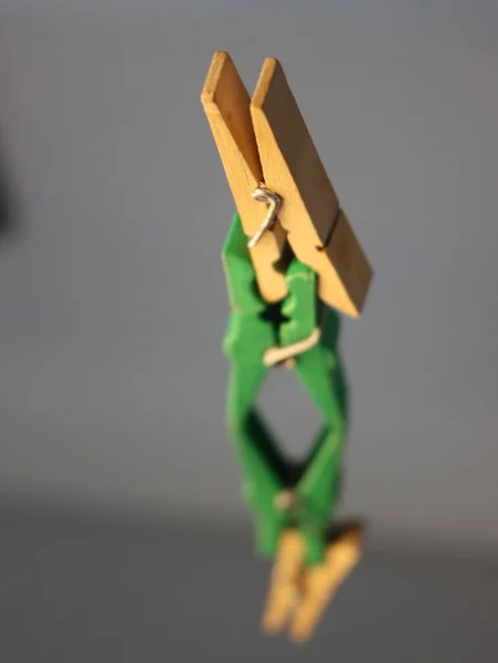 Selective Focus Shot Floating Clothespins — Stockfoto