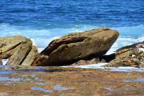 Landscape View Large Stones Shore — стоковое фото