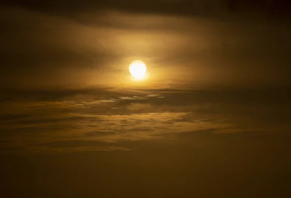 Sun Rising Clouds — стоковое фото
