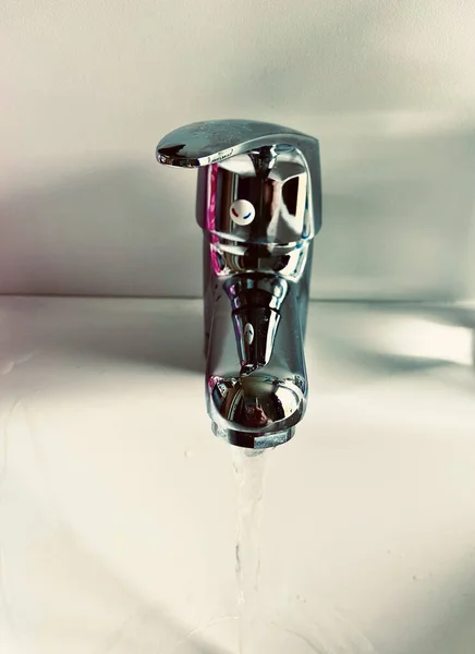 Vertical Shot Open Tap Sink Flowing Water — Stock Fotó