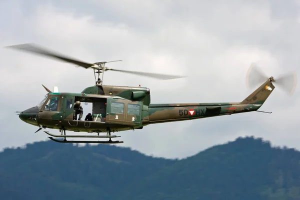 Allentsteig Österrike Maj 2014 Austrian Air Force Bell 212 Transporthelikopter — Stockfoto