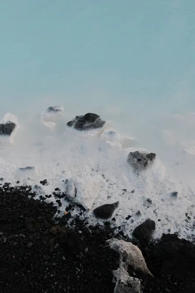 아이슬란드의 온천에 얼어붙은 석호의 — 스톡 사진
